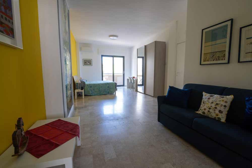 B&B Il Sorriso Μπάρι Εξωτερικό φωτογραφία